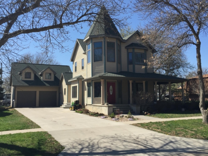 1713 N. Iowa Ave. Listing Sheet Green Realty & Auction York NE