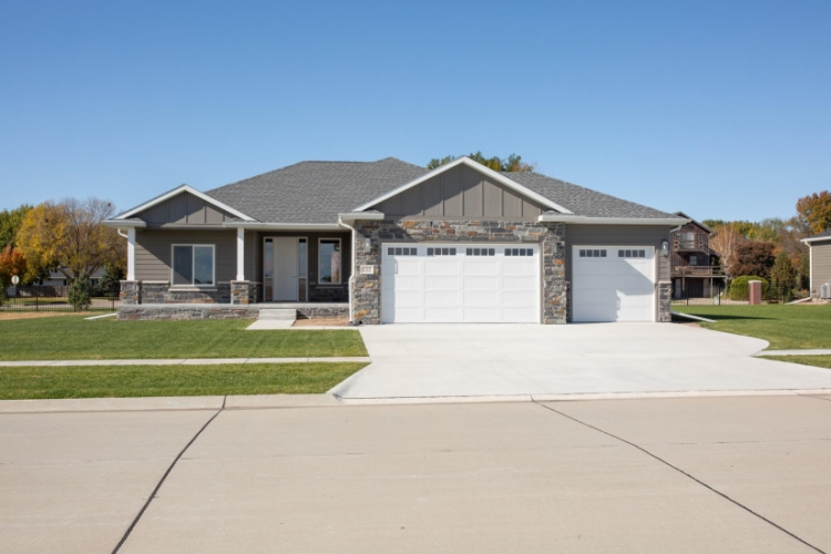 122 S Paradise Lane Listing Sheet Green Realty & Auction York NE