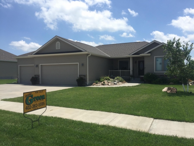 2116 E 16th Listing Sheet Green Realty & Auction York NE Real